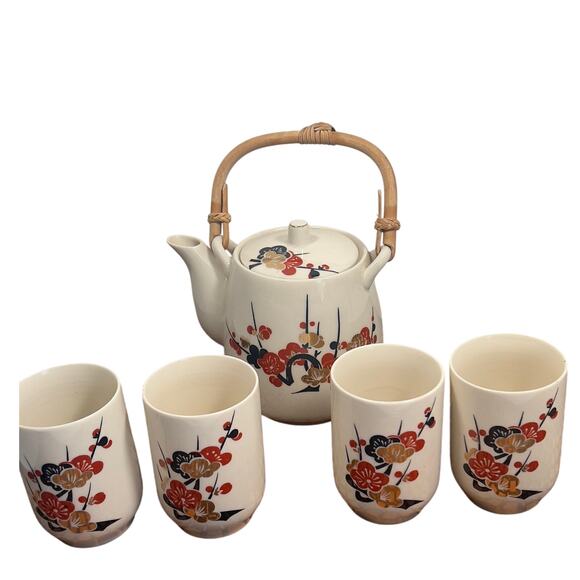 Vintage Asian Cherry Blossom Japanese Small Teapot with 4 Teacups Porcelain - Picture 1 of 16